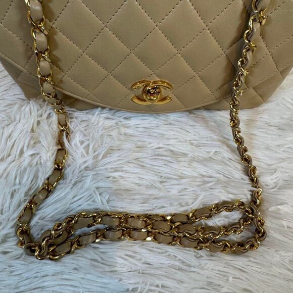Authentic CHANEL CC 24K Vintage Half Moon Round Flap Bag Lambskin Timeless Purse - Picture 10 of 12